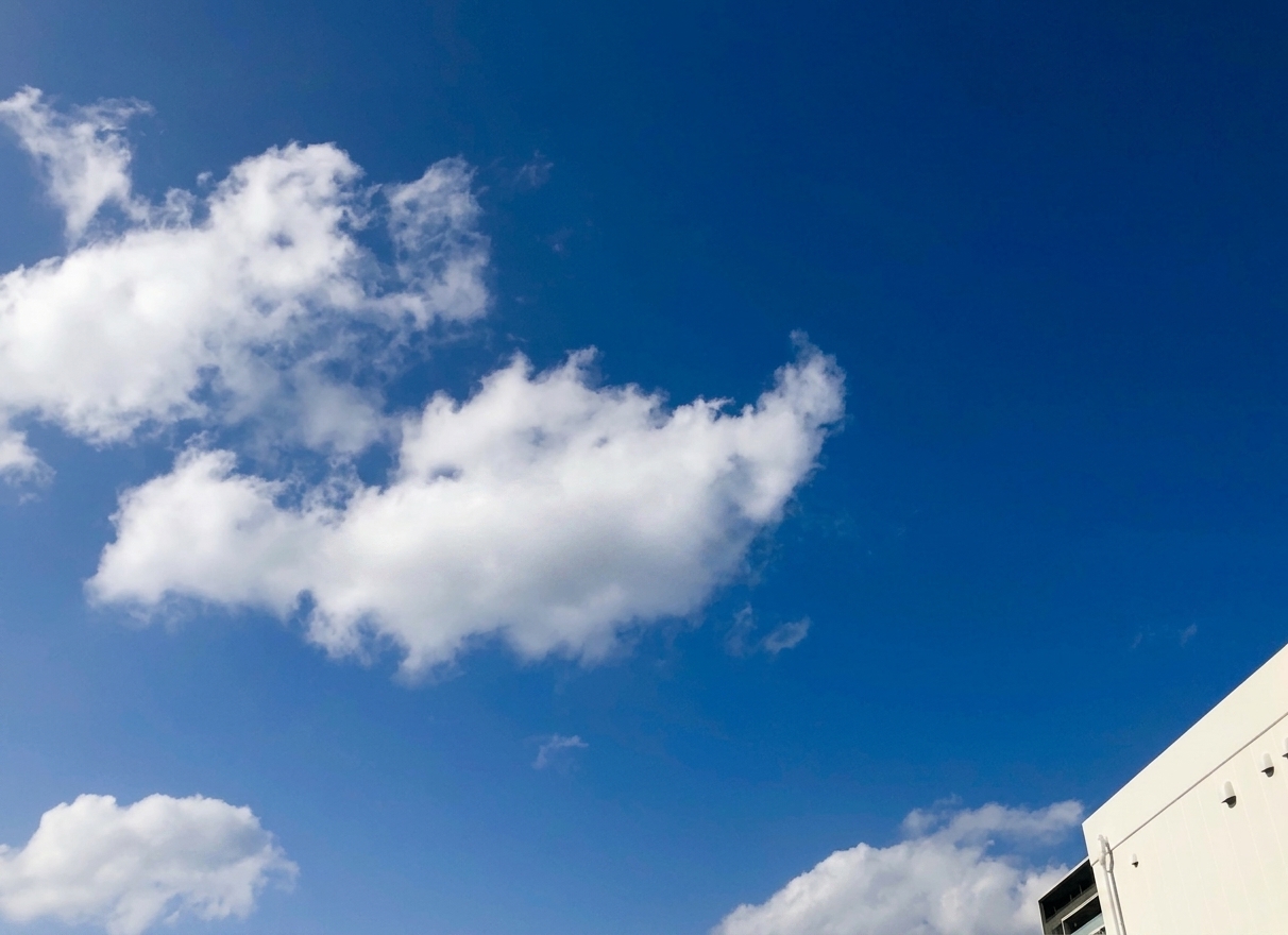 青空と建物